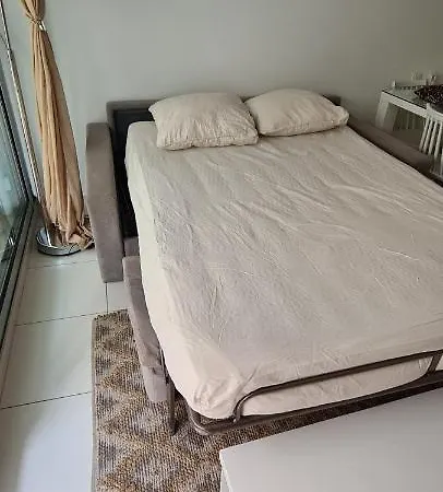 Apartament Le Lodge, T2 Classe 3 Etoiles Avec Jardin, Parking, Piscine & A 2 Pas Mentona