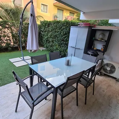 公寓 Le Lodge, T2 Classe 3 Etoiles Avec Jardin, Parking, Piscine & A 2 Pas 芒通